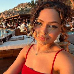 ESCORT-ATHENS-ANA-SEXY-SKINNY-GIRL-PETITE-3